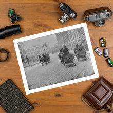 Încarcă imaginea în vizualizatorul Galerie, Iarna pe Calea Victoriei, București, 1900-1915 - v1