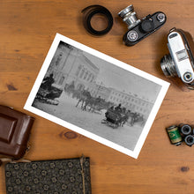 Încarcă imaginea în vizualizatorul Galerie, Iarna pe Calea Victoriei, București, 1900-1915 - v2